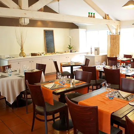 Kyriad Marseille Est - Aubagne 3*