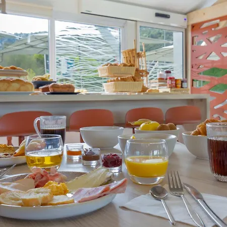 Kyriad Marseille Est - Aubagne מלון 3*